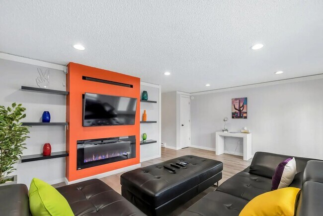 Photo - 8395 Harborview Rd Unidad A