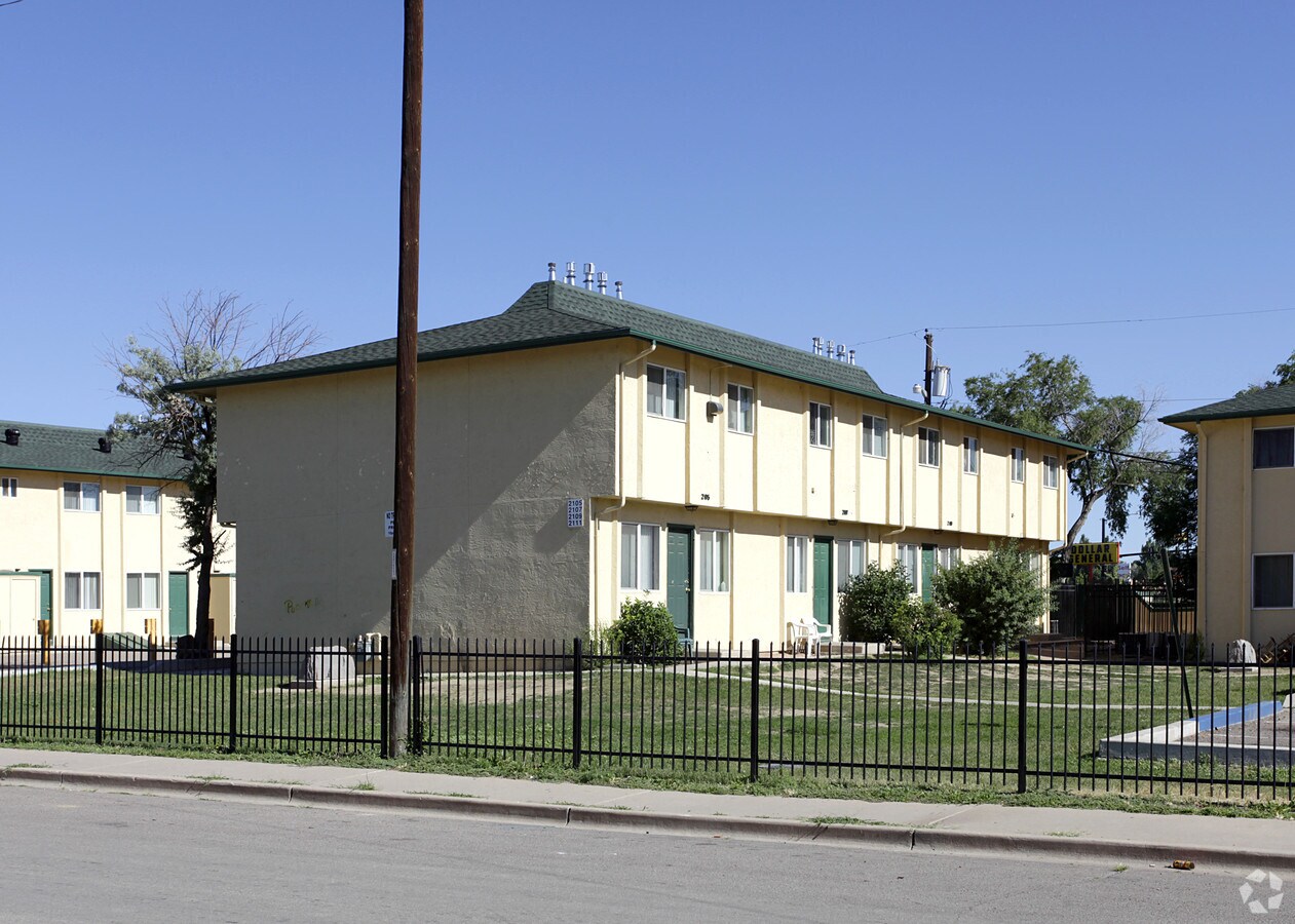 Photo - Encino Apartments