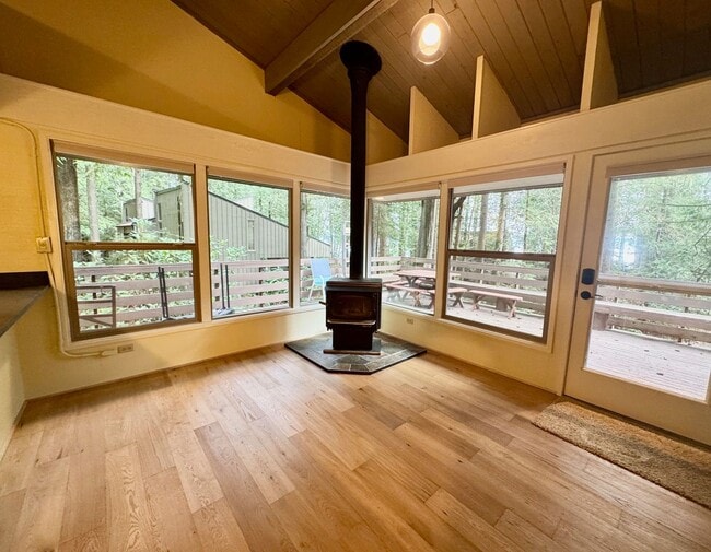 Photo - Come live in this quiet corner of Harstine Island!