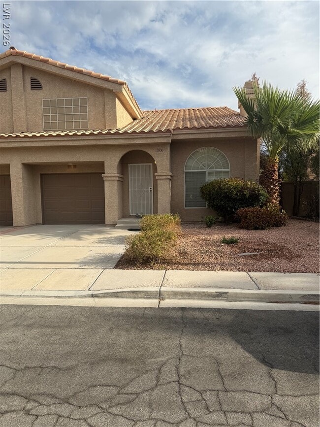 Photo - 2836 Lone Cliff Dr