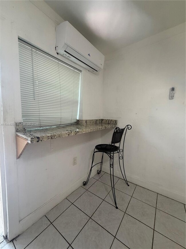 Photo - 6XXX Dawson St Unit C