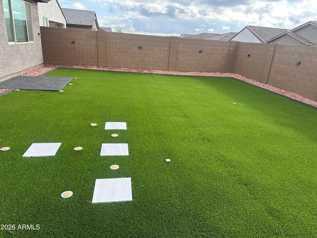 Building Photo - 19449 W Pierson St