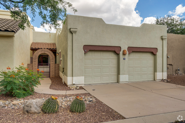 Building Photo - 134 Calle Barrio De Tubac Rental