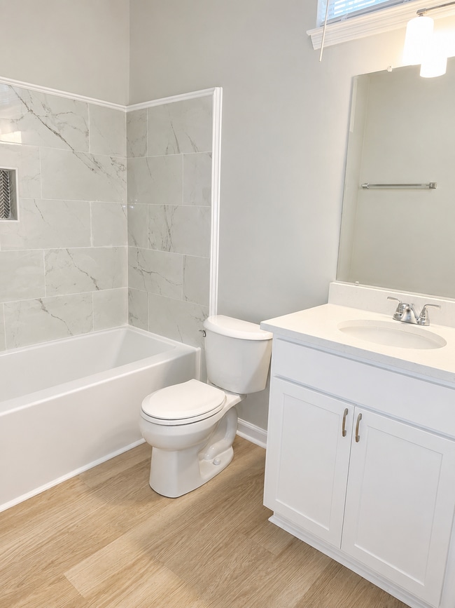 Photo - 127 Amberwood Dr