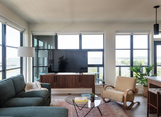 Photo - 2460 Terrapin