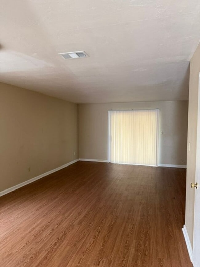 Photo - 1819 S Gadsden St Unidad B