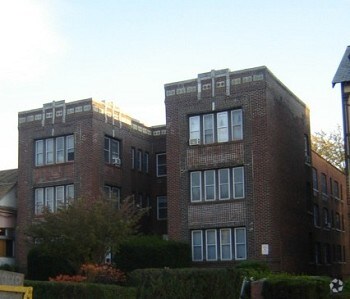 Photo - 771 Farmington Ave