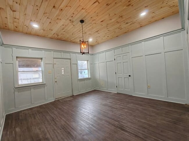 Photo - Family Home