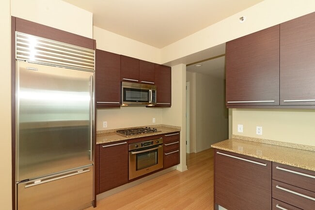 Photo - 425 1st St Unit 4002