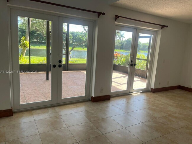 Photo - 1528 Springside Terrace