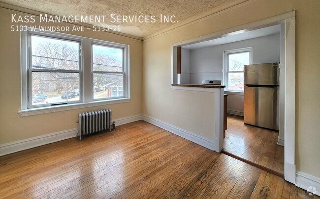 Building Photo - Spacious 1 bed - Heat Included, Short Dist... Unit 5133-2E Rental