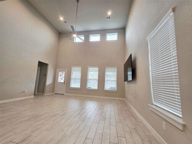 Photo - 13022 Mid Stocket Dr