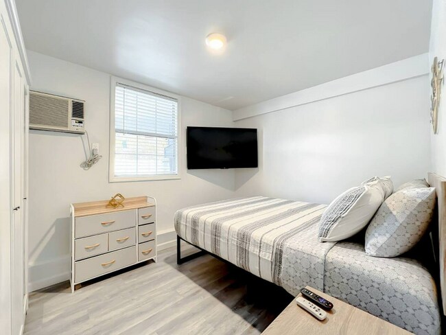Photo - 1829 Hollenbeck Dr Unit 2