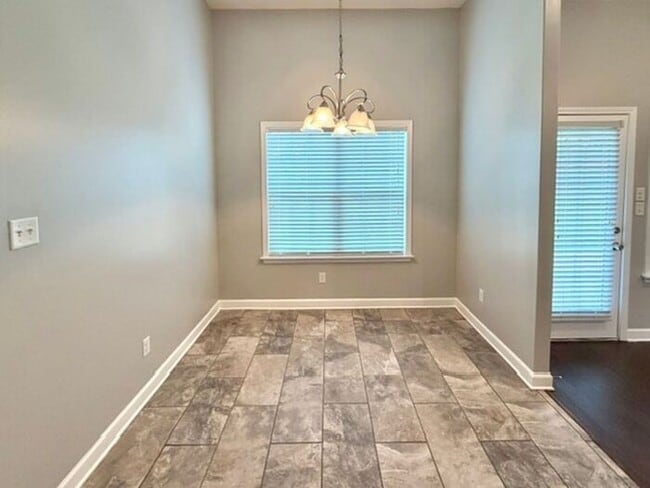 Olive Branch 4 Bedroom 3 Bath Home Available Now!