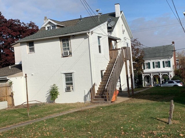 Photo - 312 W 2nd St