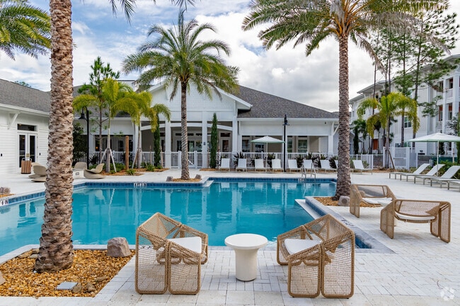 Pool - Lantana at Cypress Cay