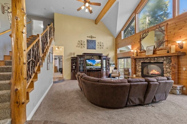 Photo - Beautiful large home on acerage