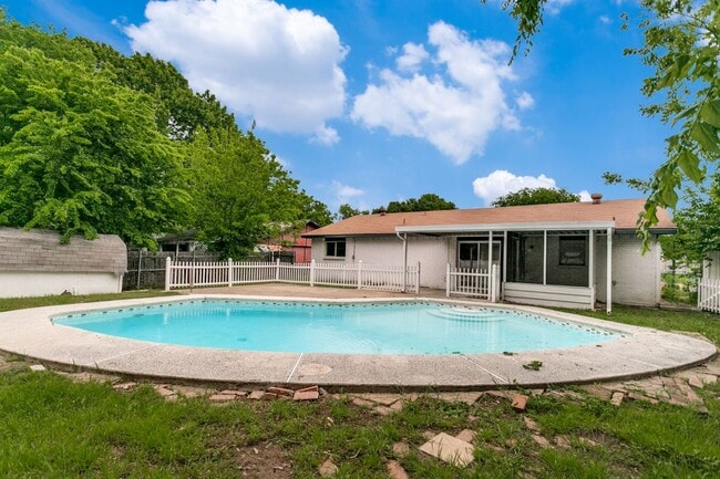 Photo - 5101 Longhorn Trail