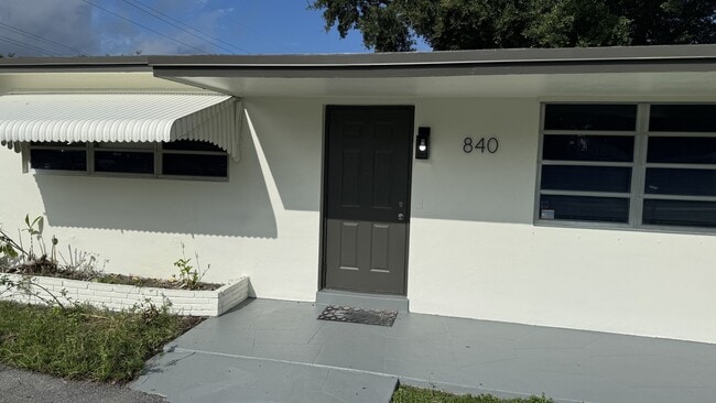 Photo - 840 S 63rd Ave