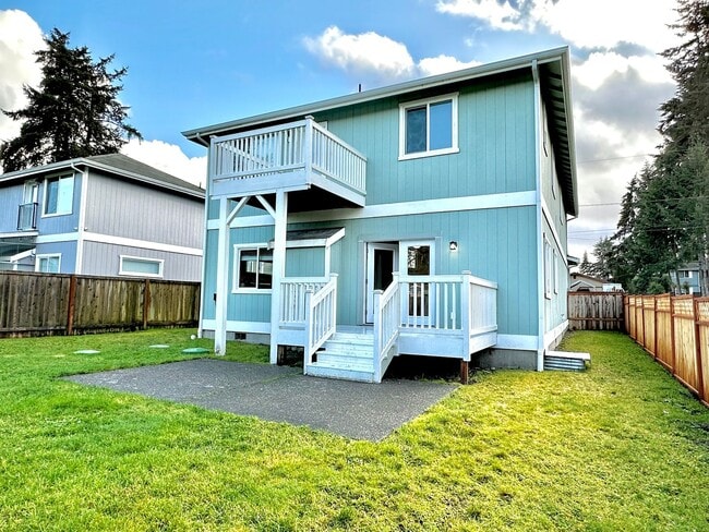 Photo - Spacious 4-Bedroom Home with Modern Comforts in Spanaway, WA