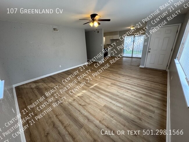 Photo - 107 Greenland Cove