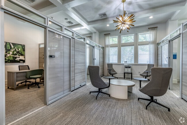 Clubhouse - Palmera Gateway