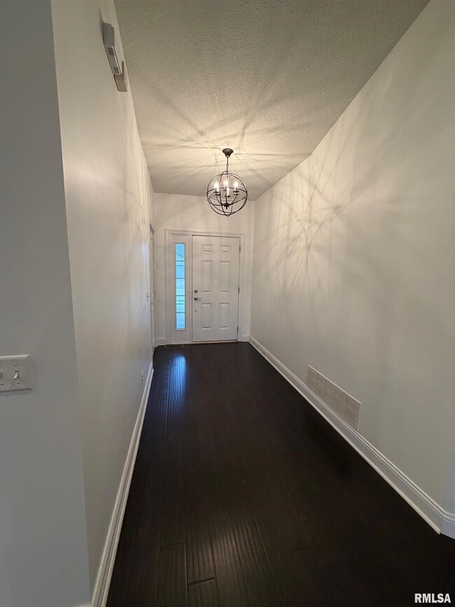 Photo - 2625 E 56th Ct