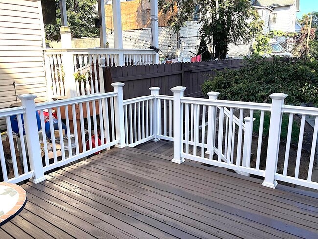 Building Photo - 284 MAGNOLIA Ave Unit 1