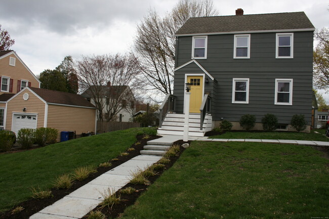 Photo - 185 Norman Cir House