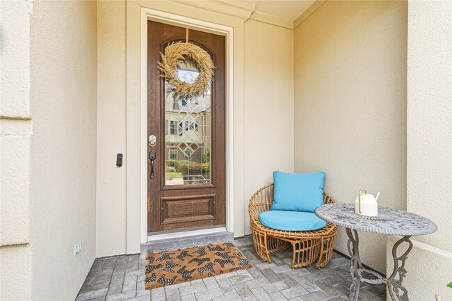 Photo - 322 S Gate Stone