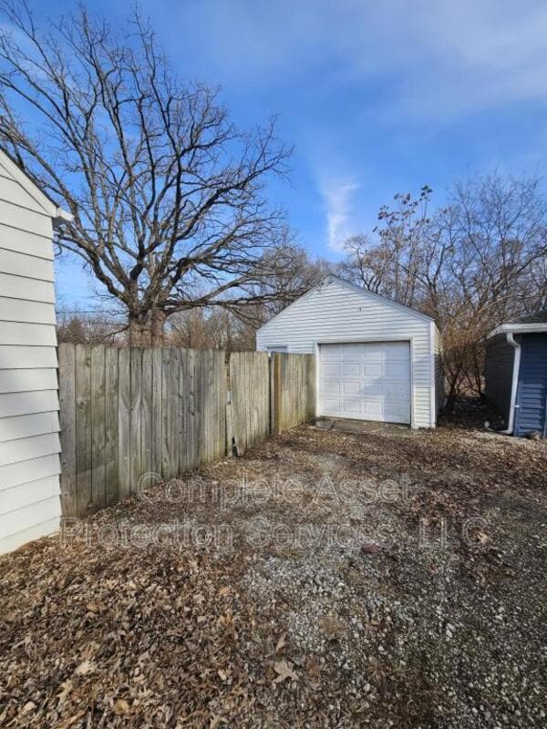 Photo - 7209 Catherine St