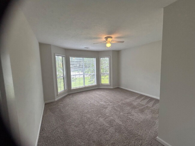 Building Photo - 3BD 2 BA HOME FOR RENT NEXT TO ALGOOD SCHOOLS