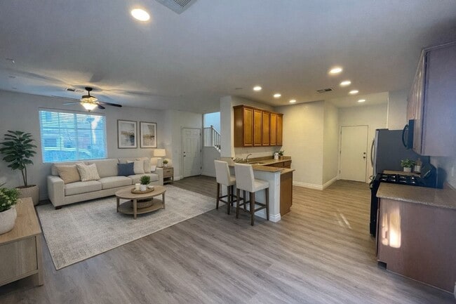 Building Photo - Modern 3-BDR Home in Gated Las Vegas Community | Solar Panels | EV-Ready Garage