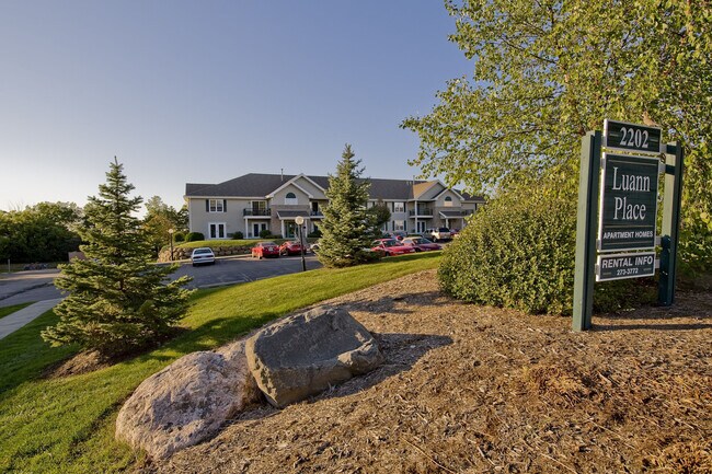 Photo - 2202 Luann Place