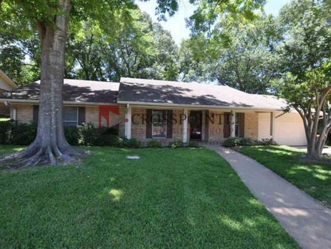 Building Photo - Wonderful updated home near UT Tyler, Available!