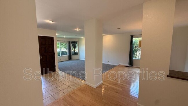 Photo - 6252 Ridgemont Dr