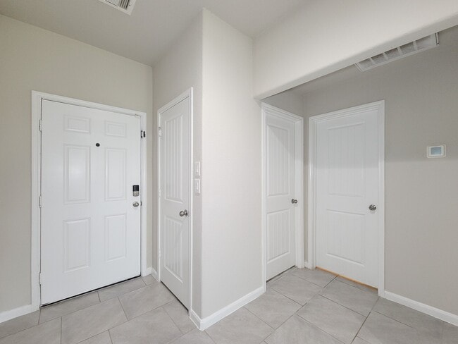 Photo - 29614 Breakwater Dr