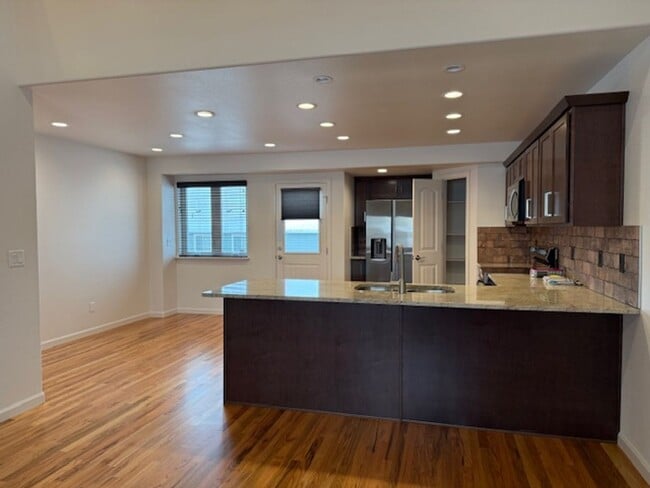 Photo - Fully Upgraded Executive Home For Lease