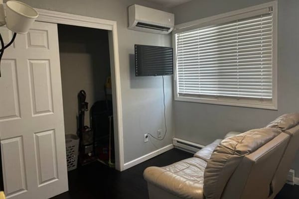 Photo - 605 N Franklin Ave