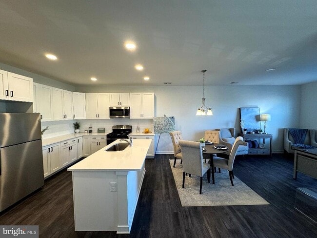 Building Photo - 512 Nickerjack Wy Rental