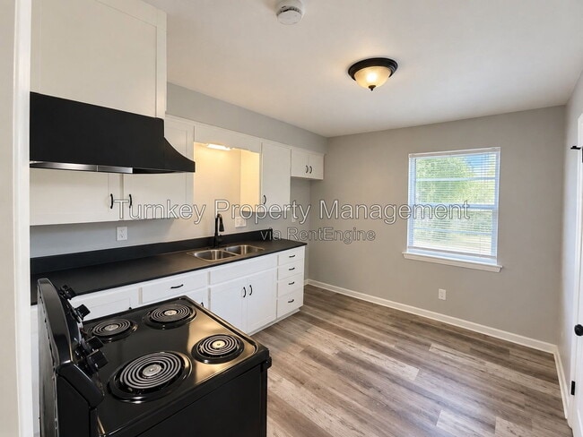 2 Woodson Ct