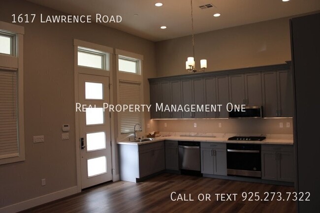 Photo - 1617 Lawrence Rd