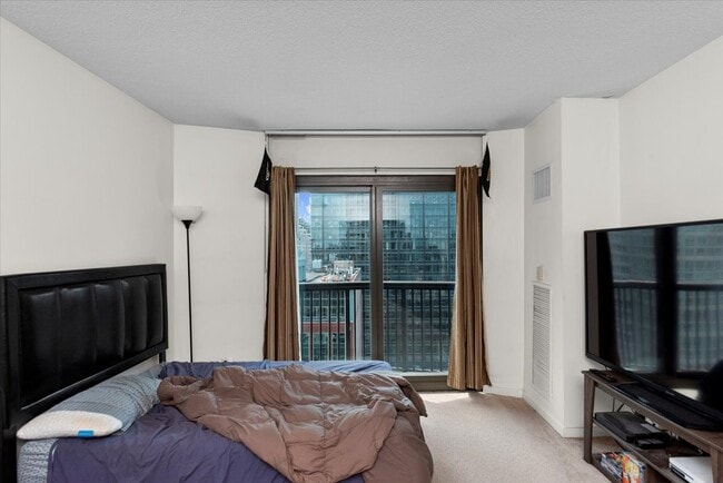 Photo - 400 Lasalle St Unit 2406