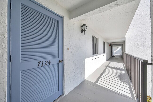 Photo - 2400 S Ocean Dr Unit 7124