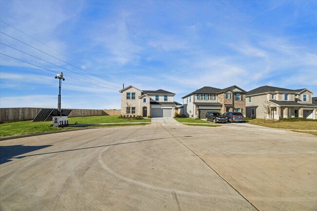 Photo - 4334 Camden Lakes St