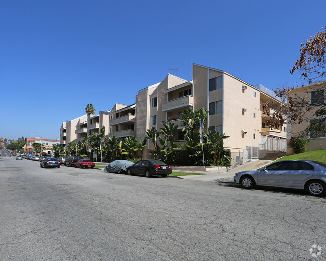 Building Photo - Wilshire Berendo Towers Rental