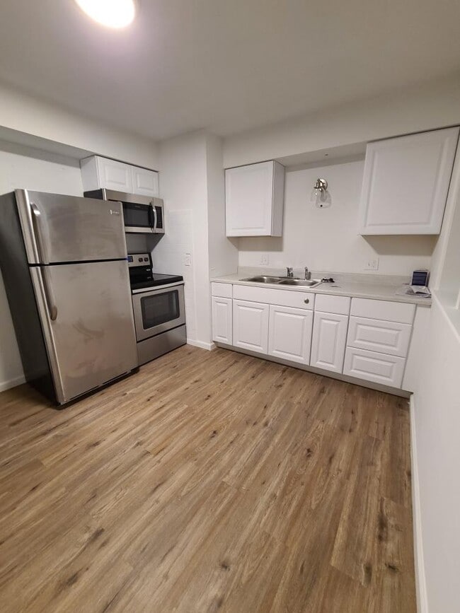 Photo - 407 S Forest Ave