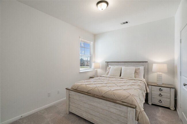 Photo - 648 Silver Pear Ct