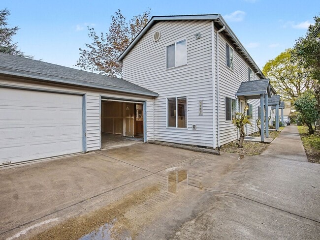 Photo - NAVAB02 Unit 9806-1