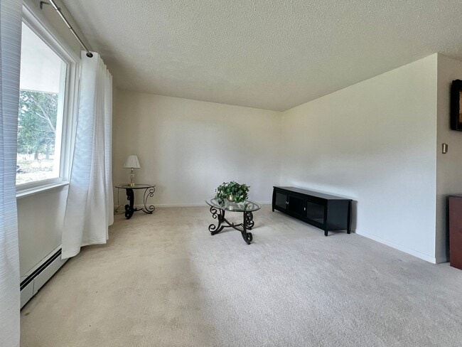 Photo - Peaceful Country Living | Mountain Views + Spacious 2 Bed Retreat